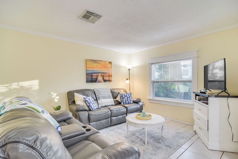 Apartment (2 Bedrooms)