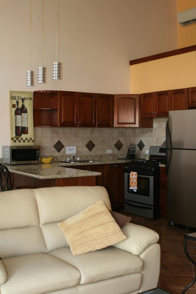 Deluxe House, 1 Queen Bed with Sofa bed, Mountain View