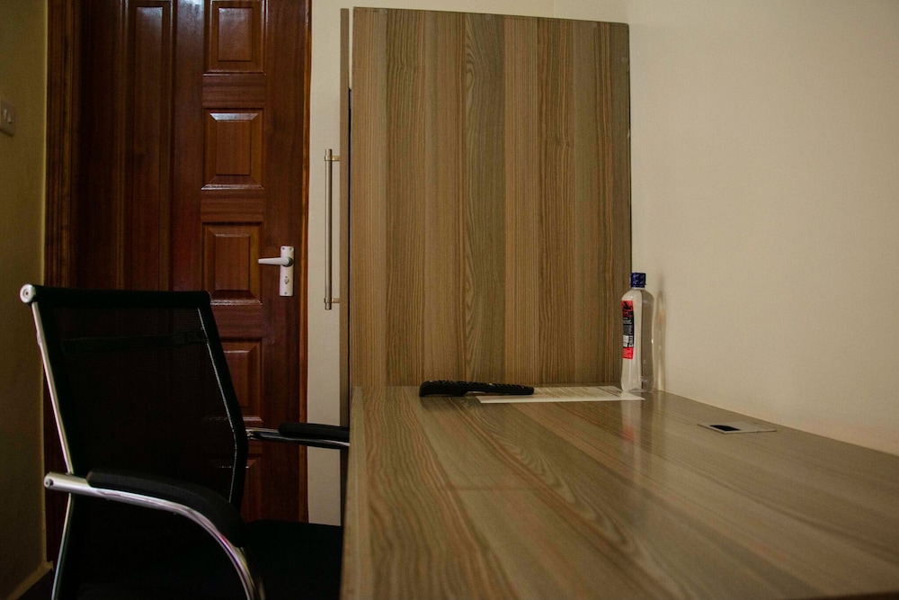 Standard Double or Twin Room, Balcony, City View photo 2