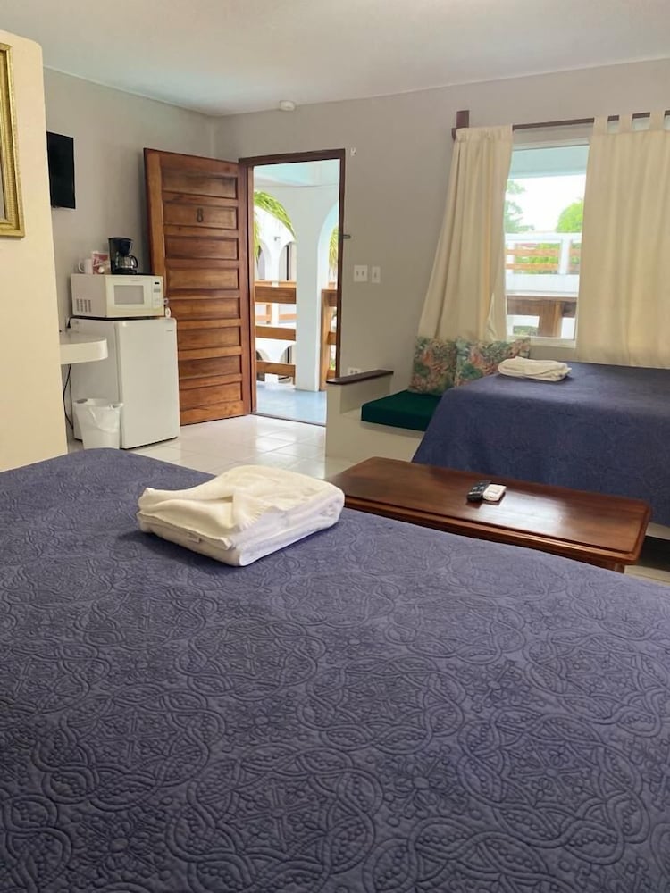 Standard 2 Queen Room photo 1