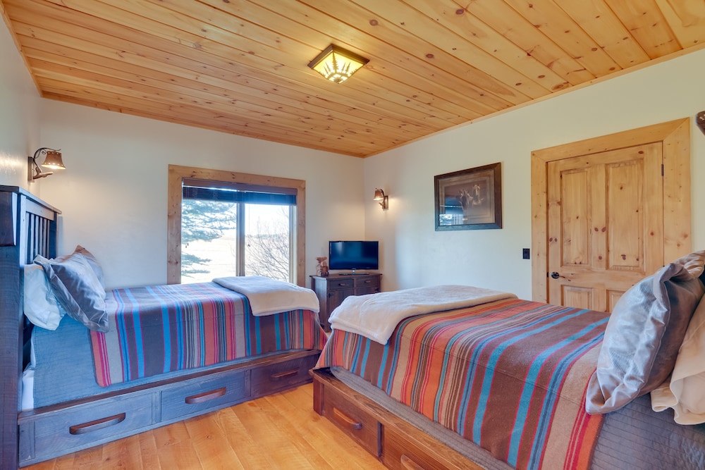 House (4 Bedrooms) photo 1
