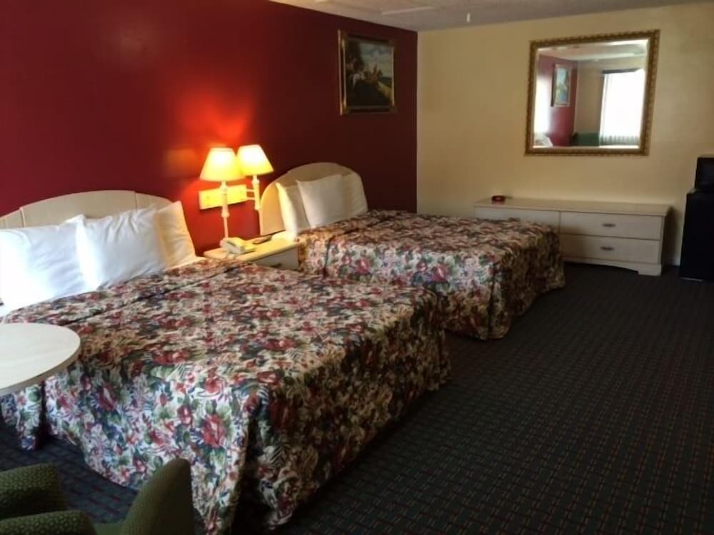 Deluxe Room, 2 Queen Beds, Non Smoking photo 1
