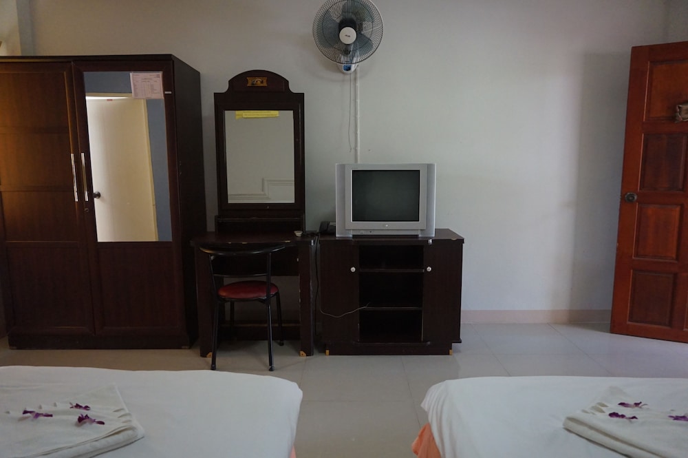 Standard Twin Room photo 3
