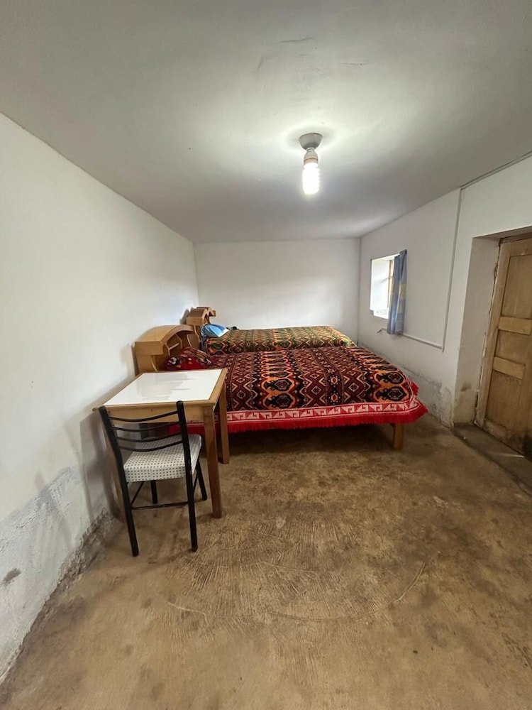 Classic Double or Twin Room, Patio, Mountain View