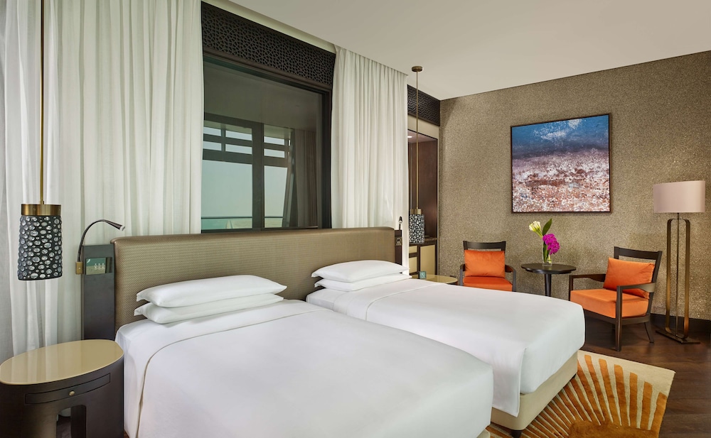 Room, 2 Twin Beds, Balcony photo 3