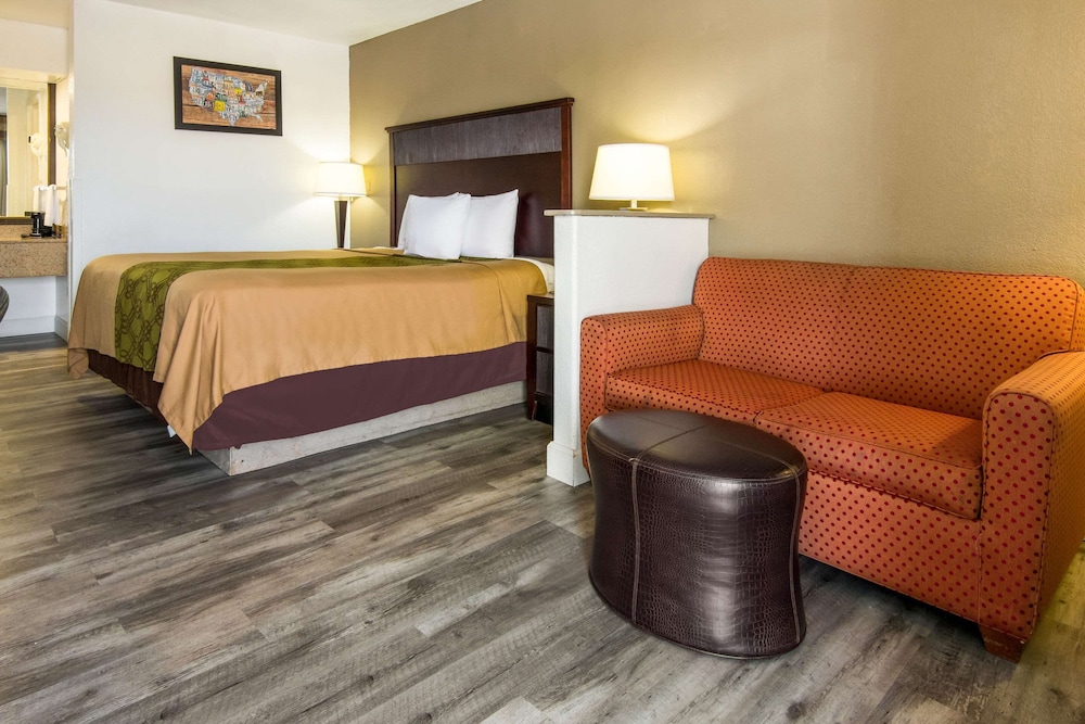 Suite, 1 King Bed with Sofa bed, Non Smoking - Photo 2
