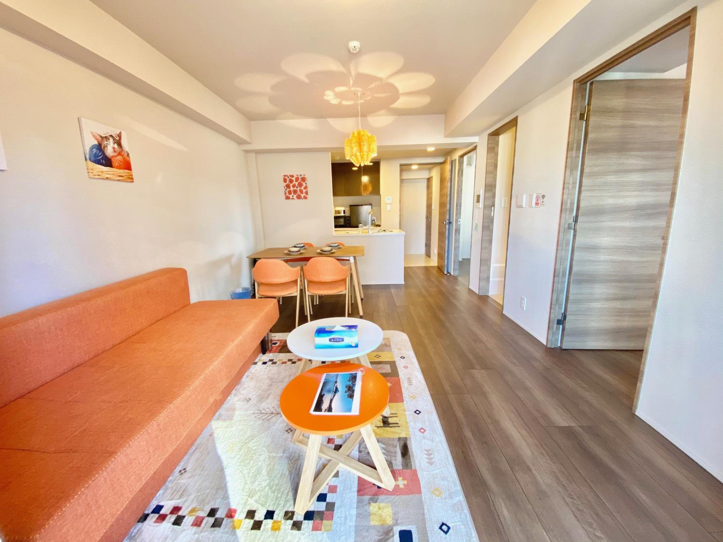 Two-Bedroom Apartment with Kitchen photo 1