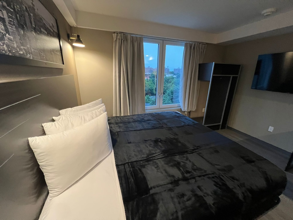 Standard Room, 1 Queen Bed, Non Smoking