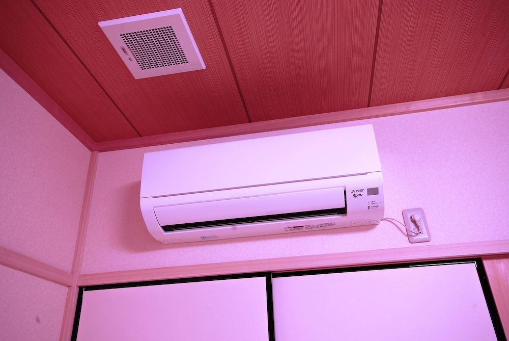 Japanese Style Small Room (Shared Bathroom) photo 3