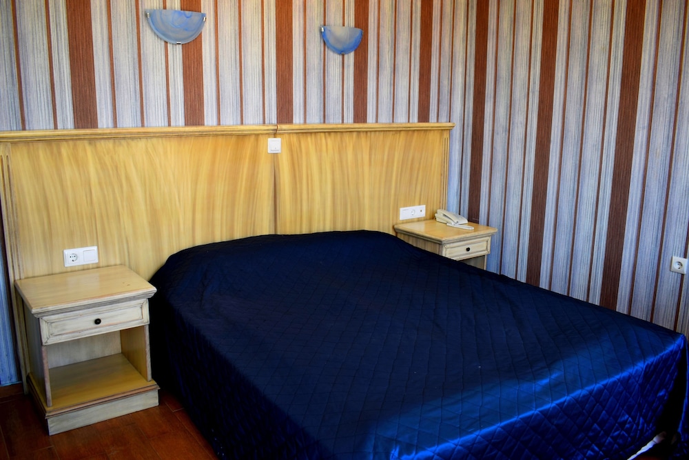 Economy Double Room photo 1