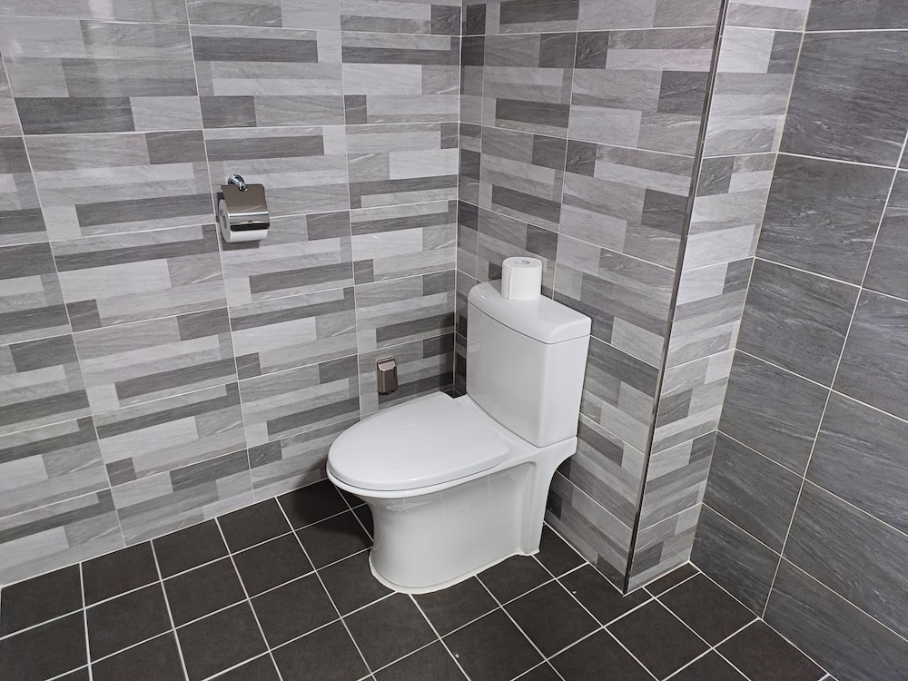 Standard Double or Twin Room - Photo 6