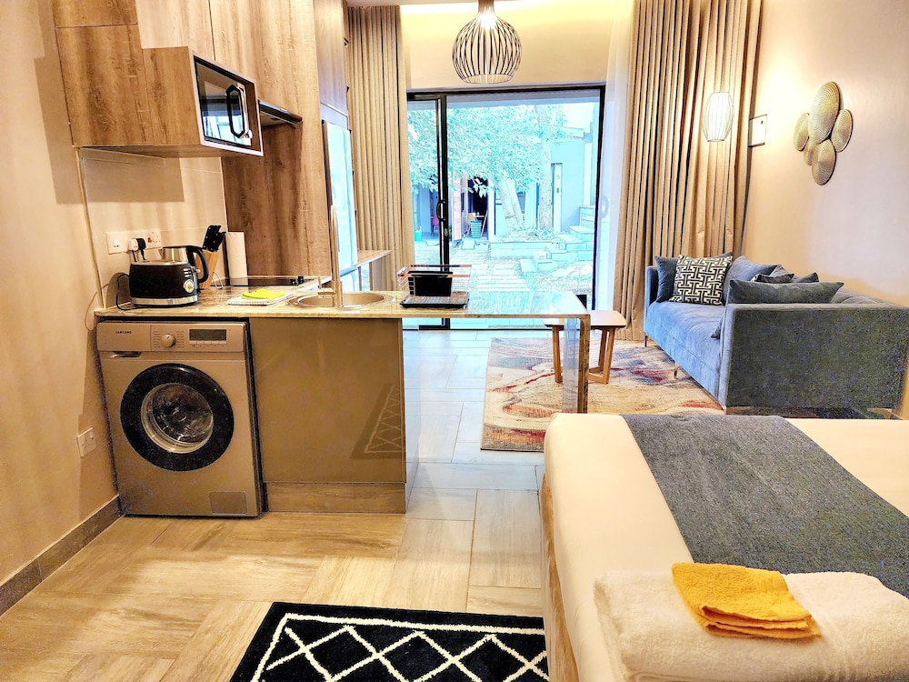 Signature Studio