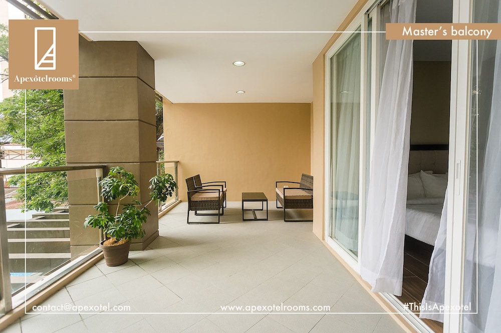 Royal Villa, Multiple Bedrooms, Private Pool, Garden Area photo 3