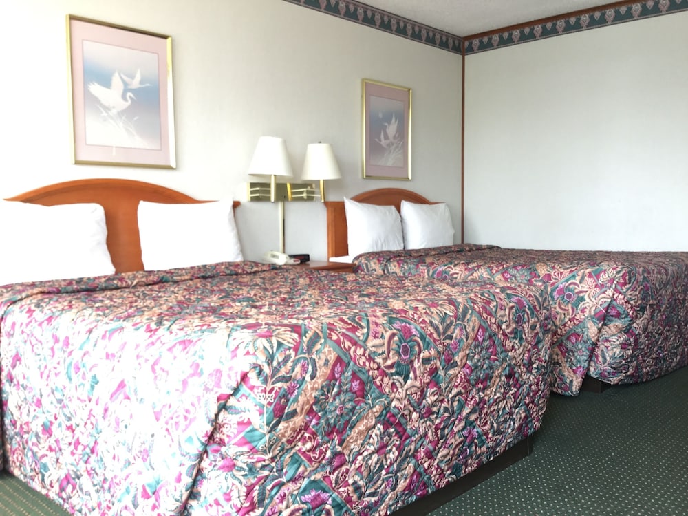 Double Room 2 Double Beds Smoking photo 2