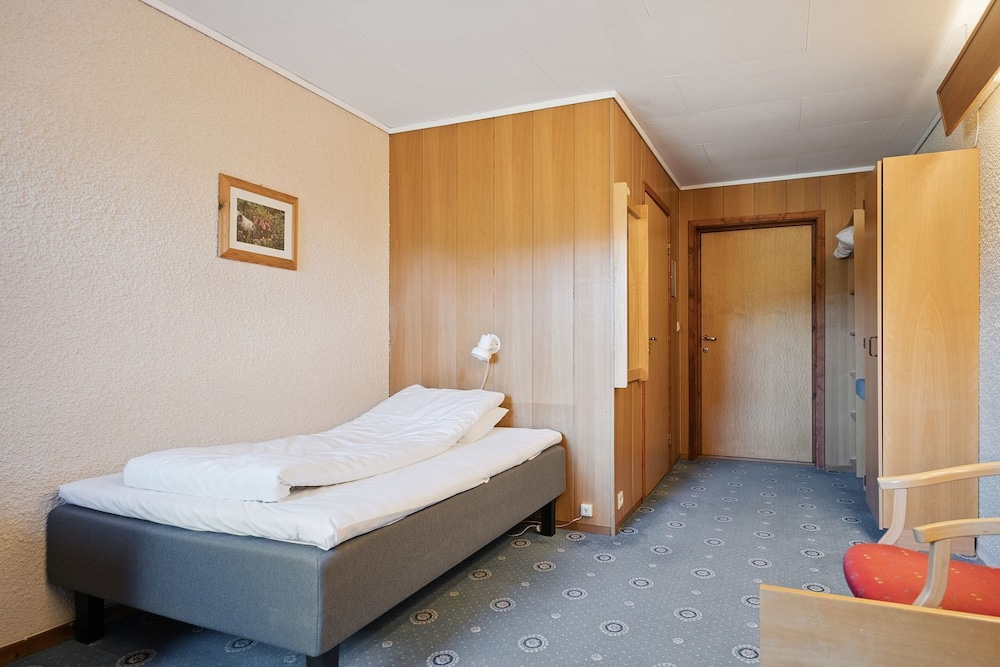 Single Room photo 2