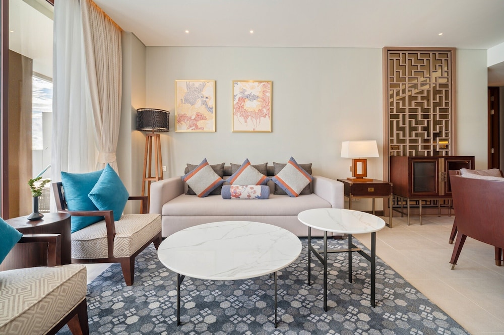 Signature Condo, 2 Bedrooms, Sea View photo 2