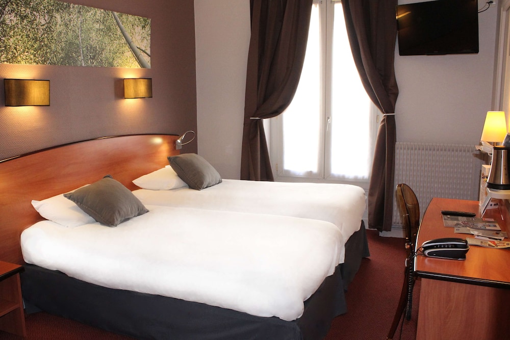 Standard Room, 2 Twin Beds photo 1