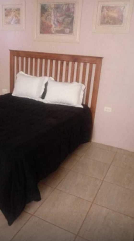 Basic Cabin, 2 Double Beds