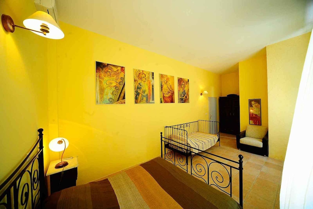 Triple Room photo 1