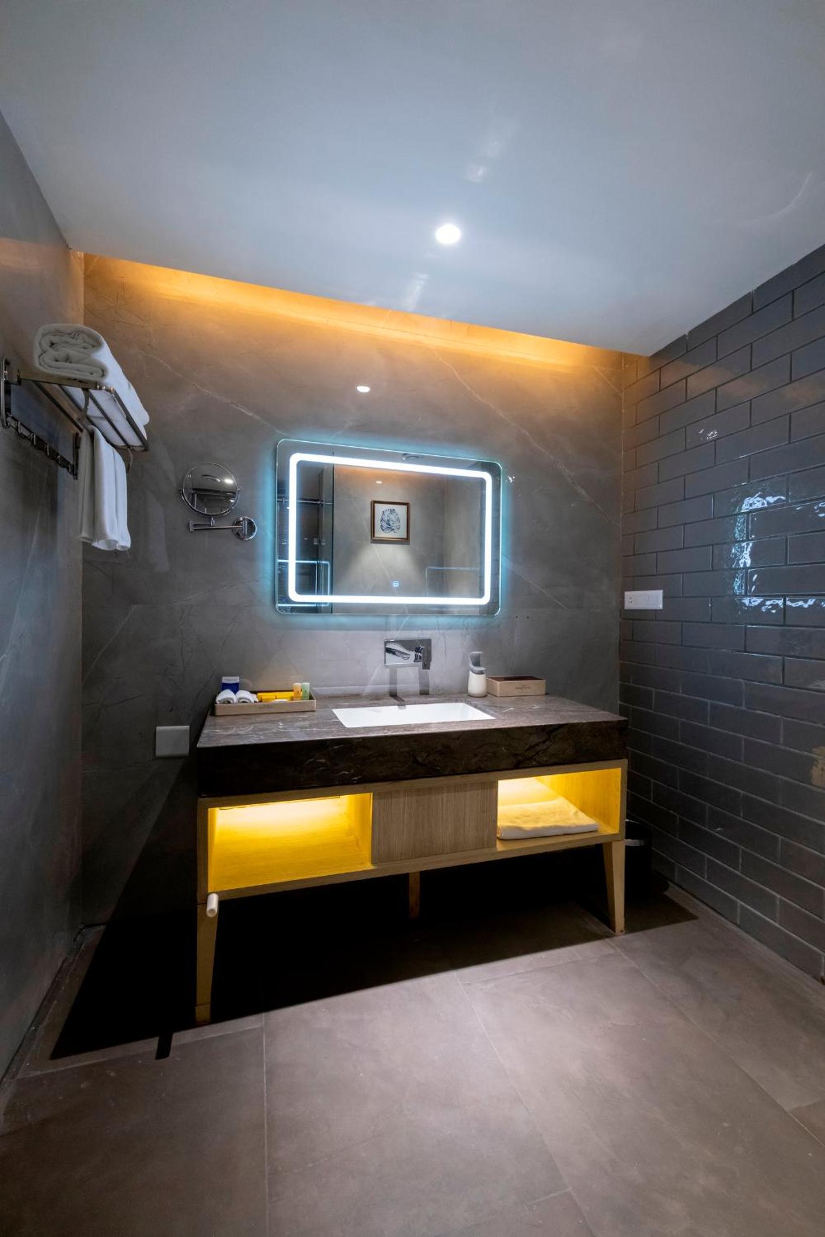 Premium Room - 2 Single Beds