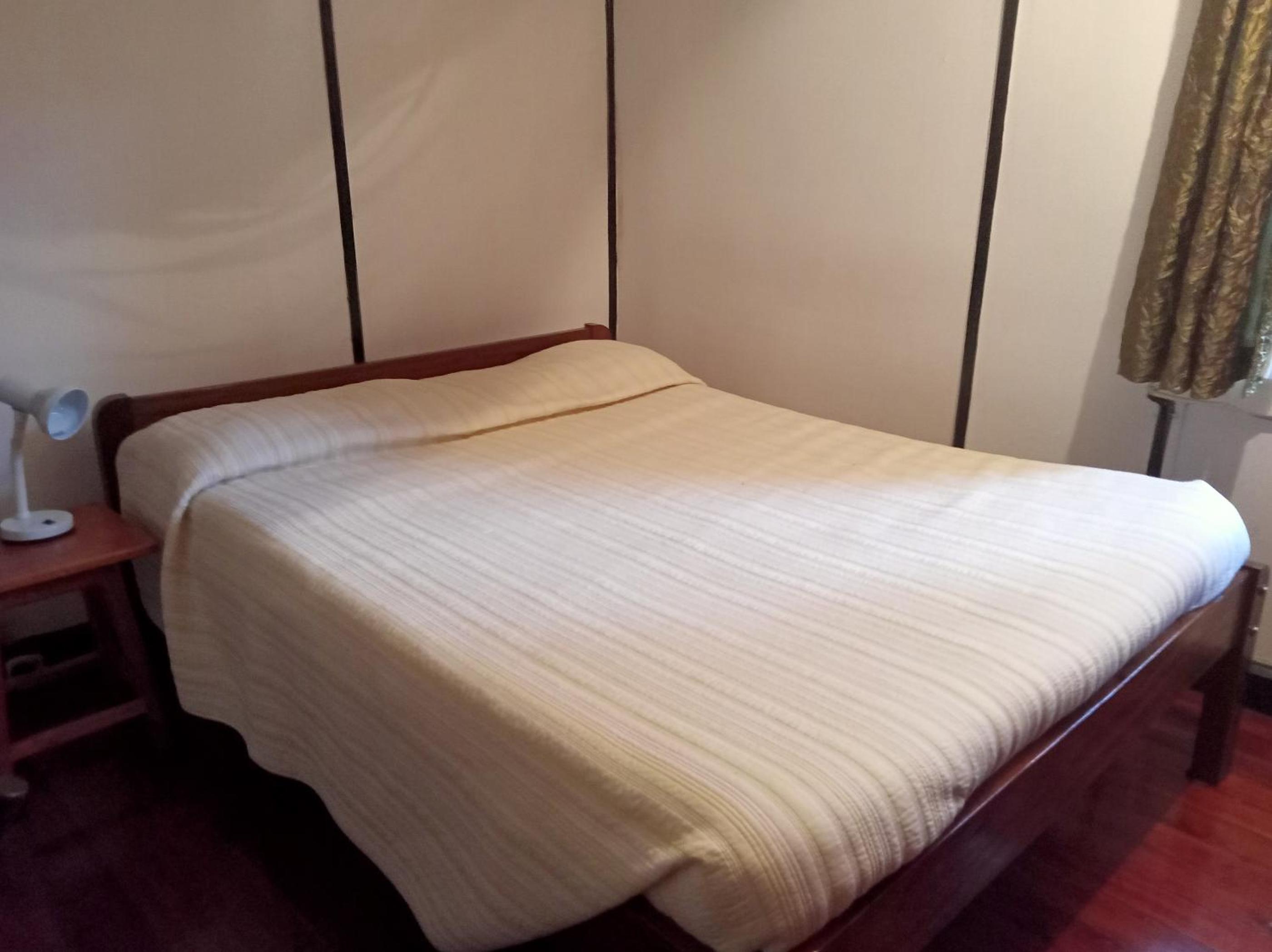 Deluxe Single Room with Balcony photo 2