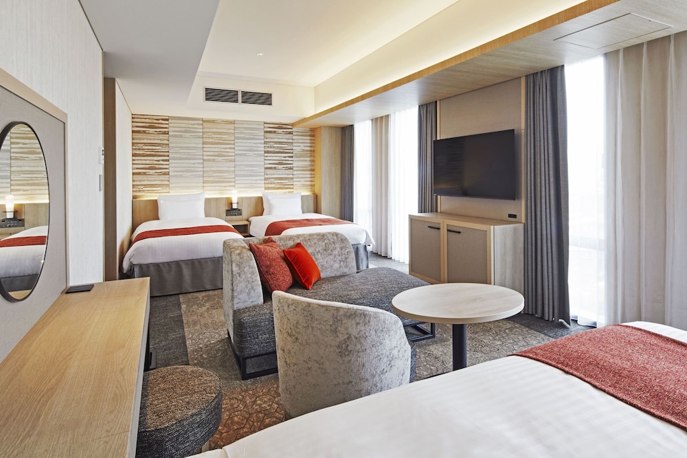 Deluxe Triple Room, Non Smoking, City View - Photo 2