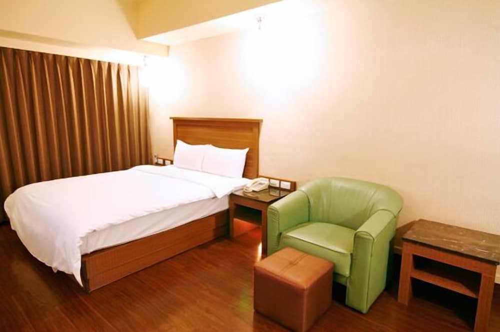 Standard Double Room photo 2