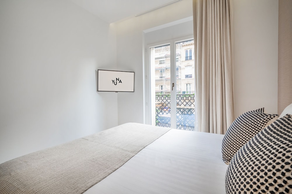 2 Bedroom apartment city view with balcony - 38m2 photo 2