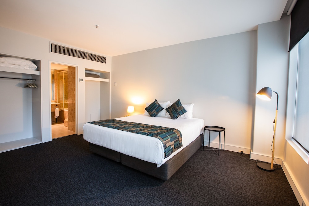 Executive King Suite photo 3