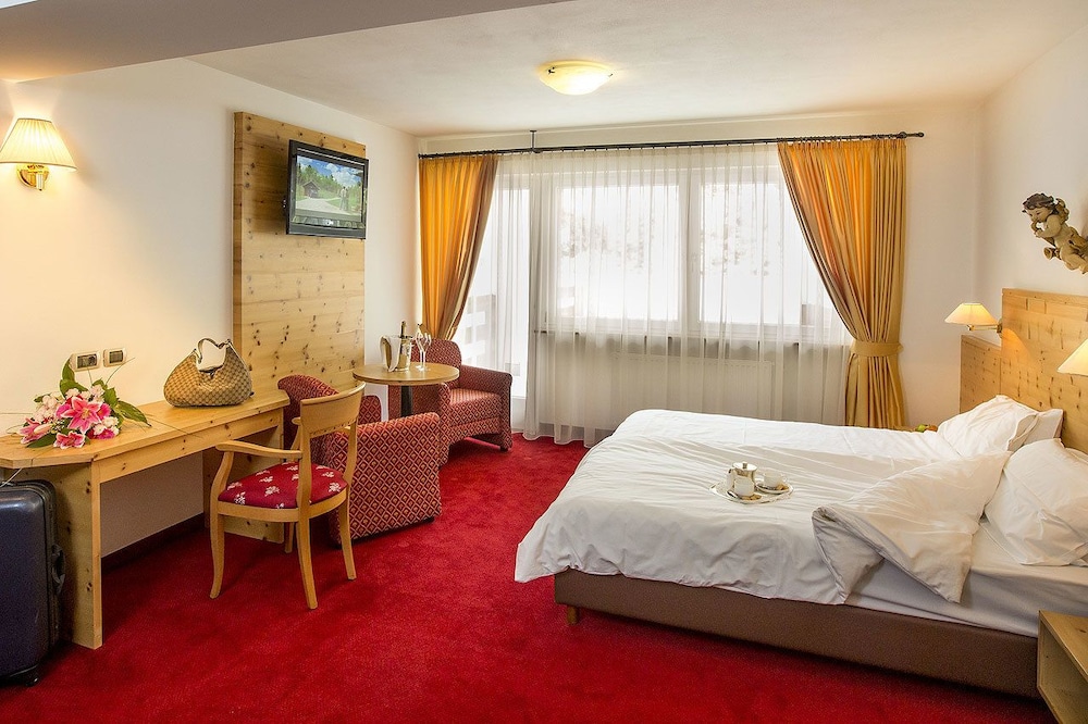 Junior Room