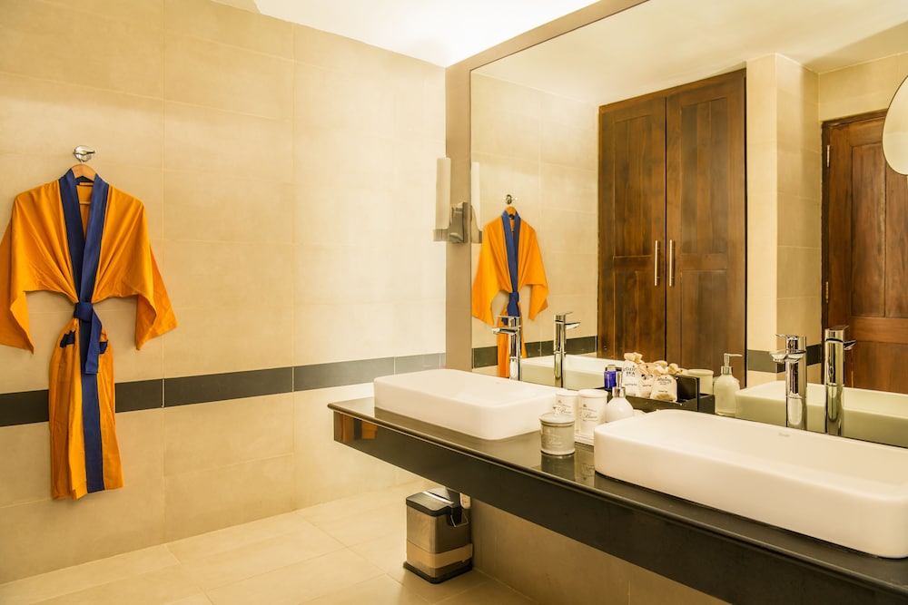 Deluxe Double Room with Sea View photo 2