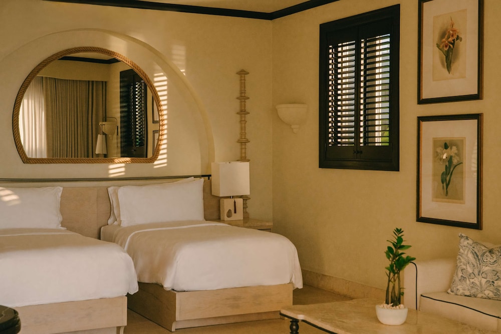 Suite, 2 Bedrooms, Beachfront (Jonquil)