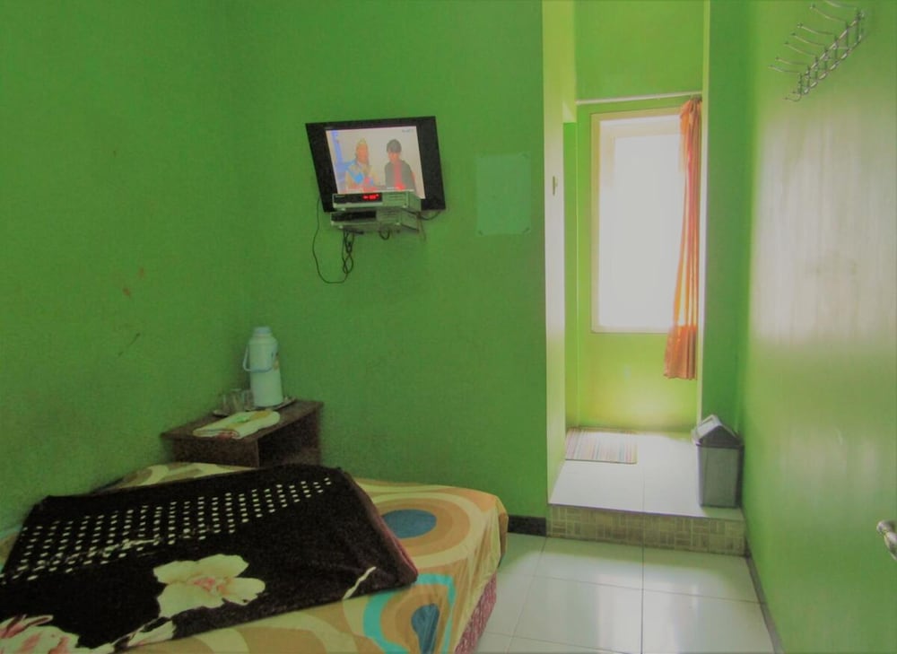 Standard Room - Photo 7