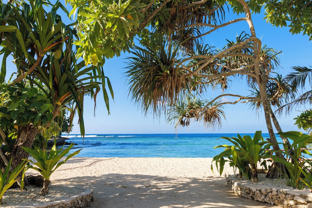 Bungalow, Beachfront - Photo 1