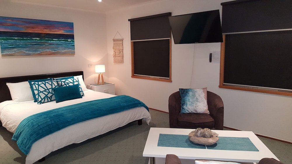 Double Room, 1 King Bed, Ensuite photo 1