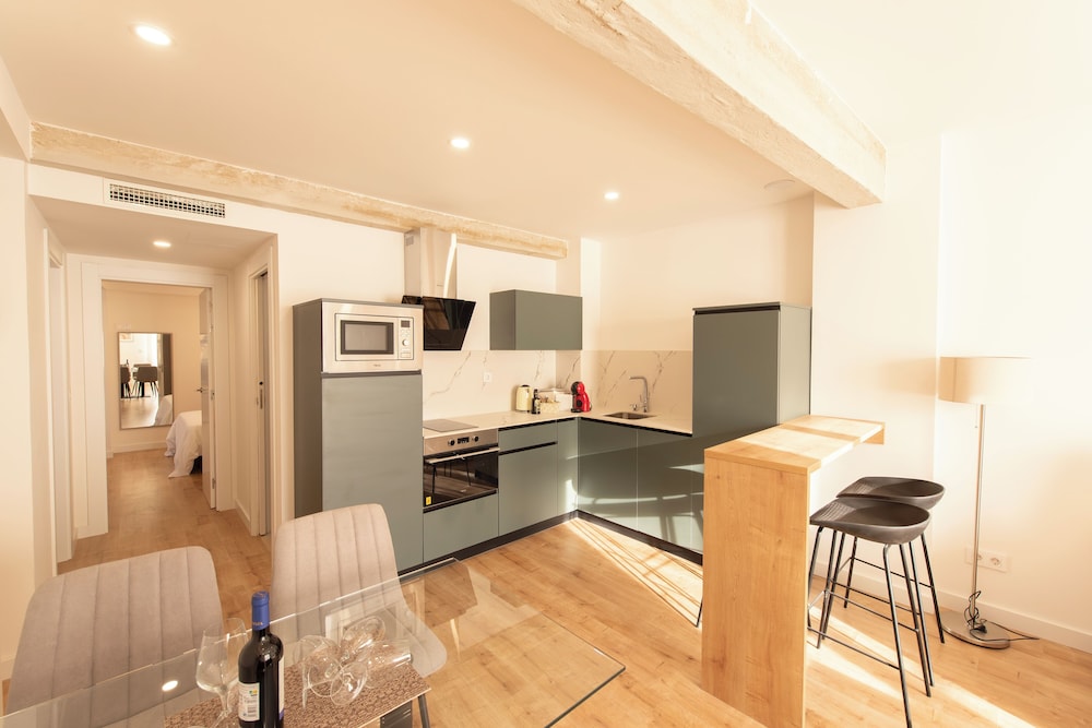 Comfort Apartment, City View