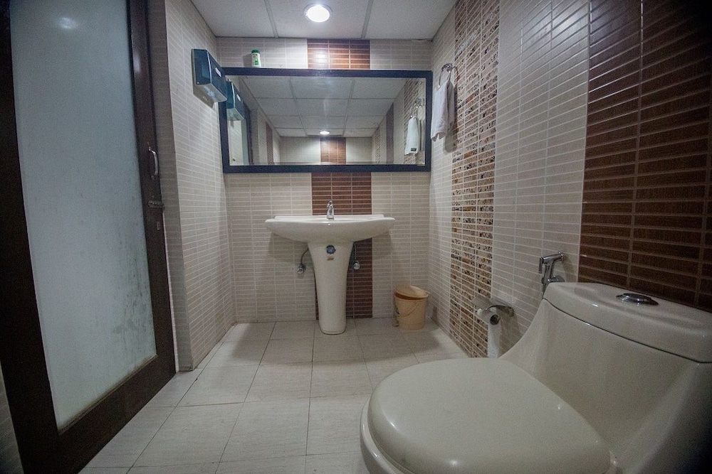 Executive Room, 1 Double Bed, Smoking photo 3