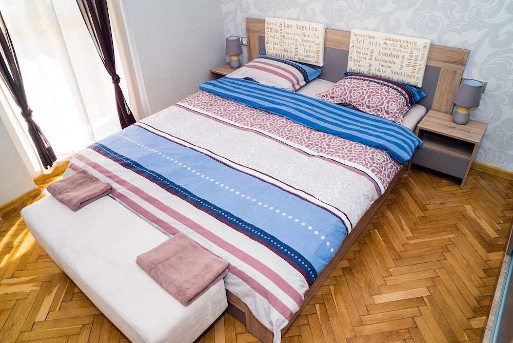Luxury Apartment photo 3