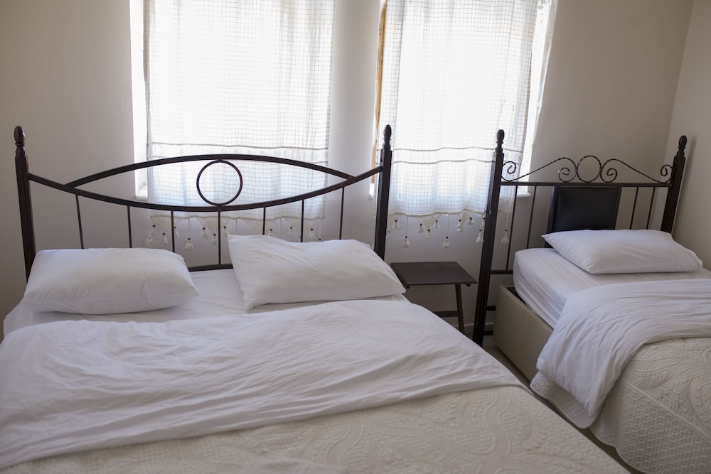 Standard Triple Room photo 1