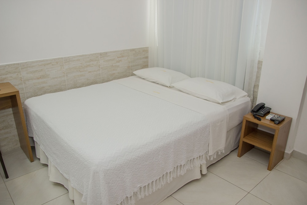 Deluxe Double Room, 1 Double Or 2 Twin Beds photo 3