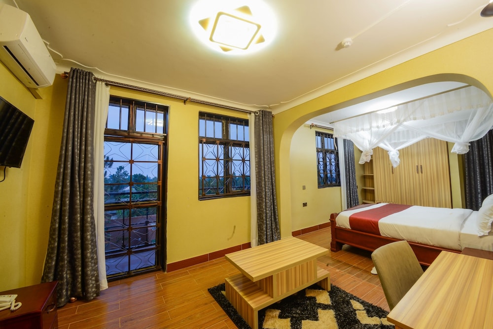 Executive Suite photo 2