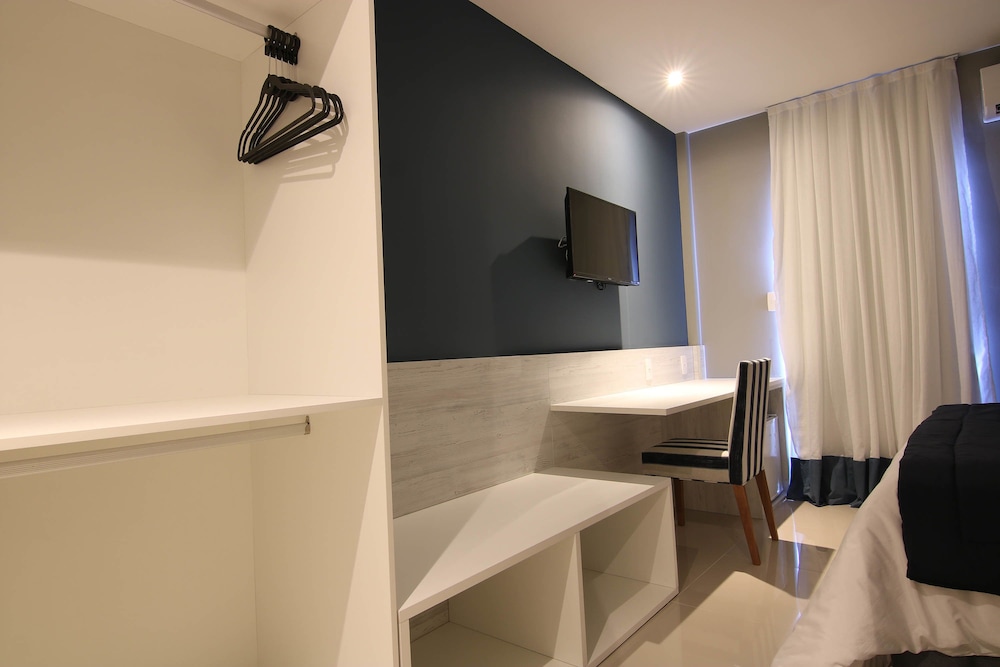 Standard Room, 2 Twin Beds - Photo 1