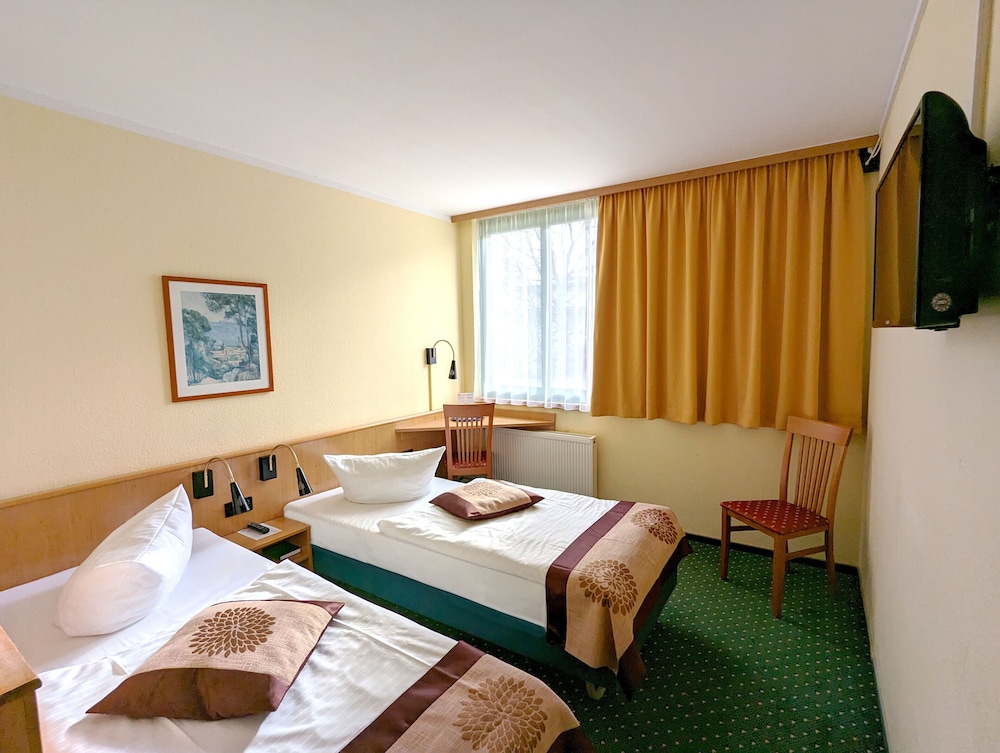 Double or Twin Room - Photo 1