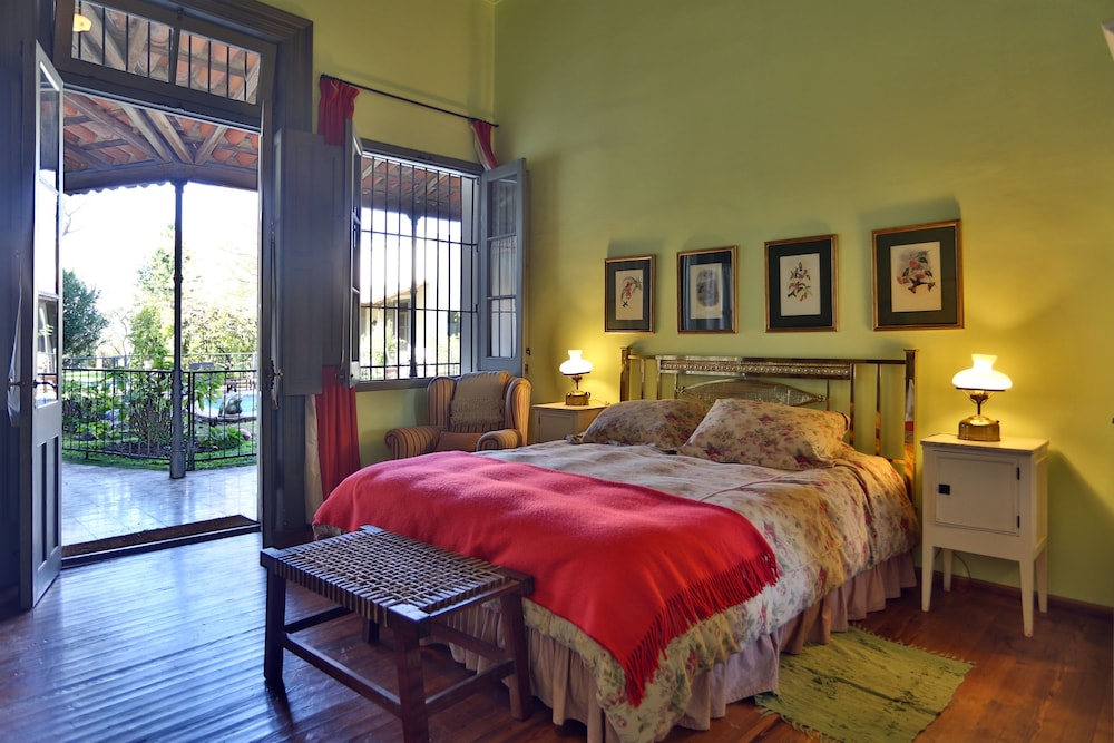 House, 3 Bedrooms photo 1