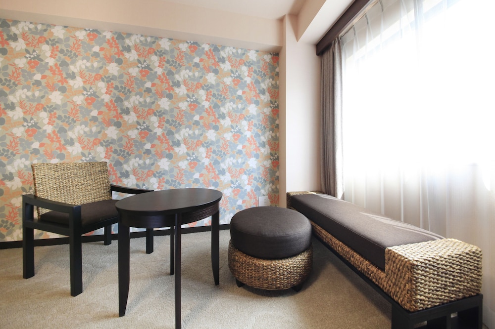 Twin Room, Smoking (for 3 occupancy) photo 3