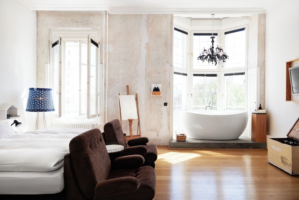 Junior Suite - Photo 1