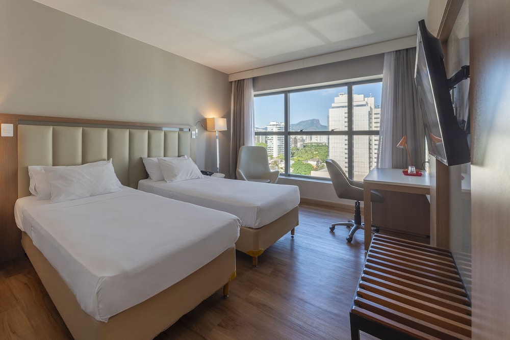 Available room