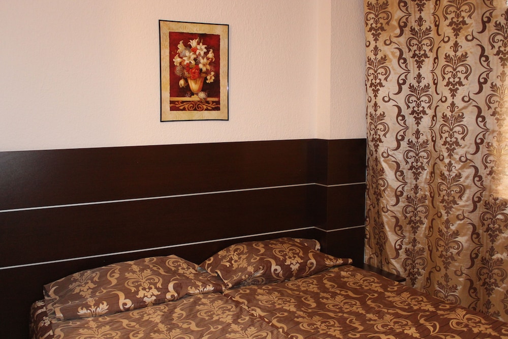Standard Double Room - Photo 3