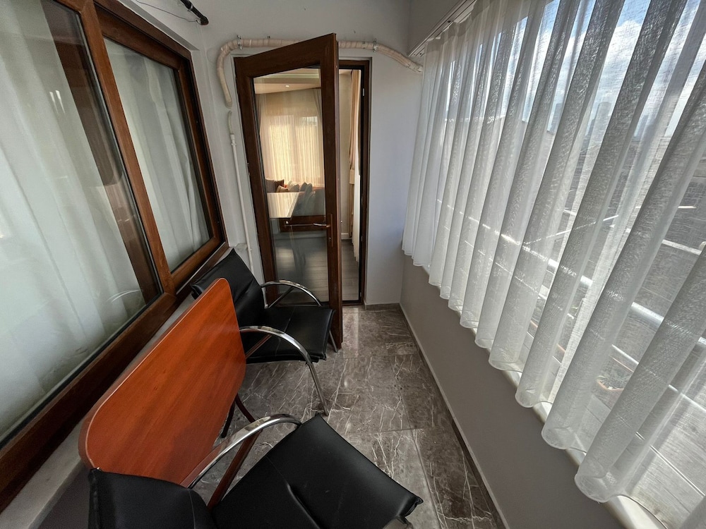 Family Apartment photo 2