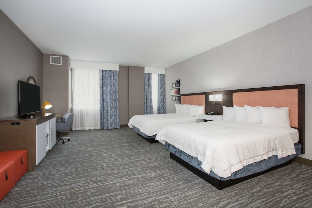 King Two Story Suite
